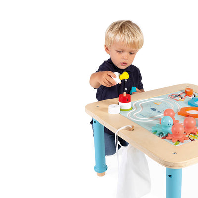 Janod Drewniany stolik edukacyjny 18 m+