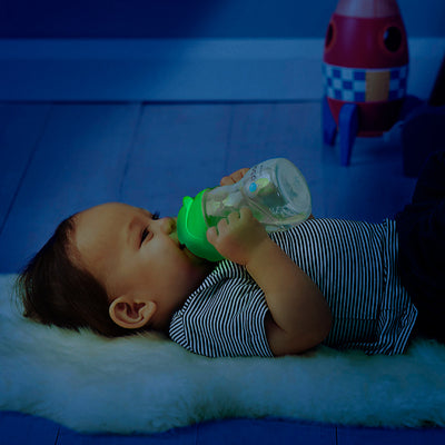 B.box Bidon z obciążoną słomką niekapek 240 ml Glow in the dark - 4kidspoint.pl